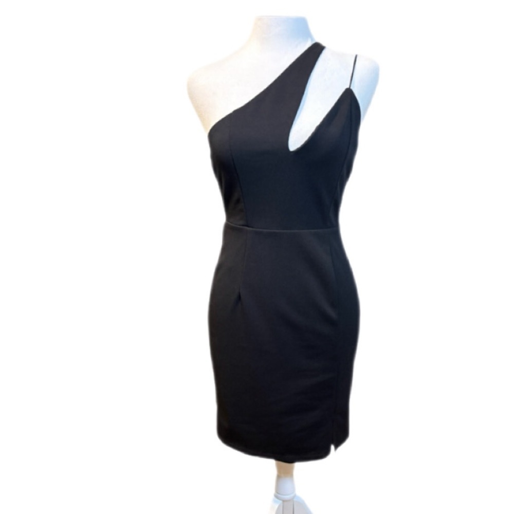 Olia One Shoulder Strapy Black Dress NWT Size XSmall